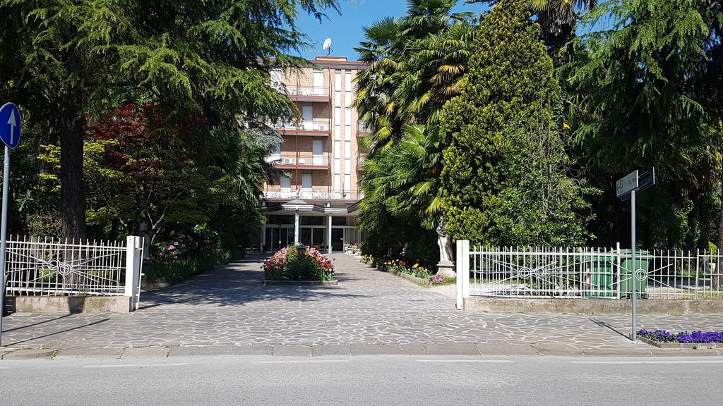 Hotel Terme Villa Piave Абано-Терме Экстерьер фото